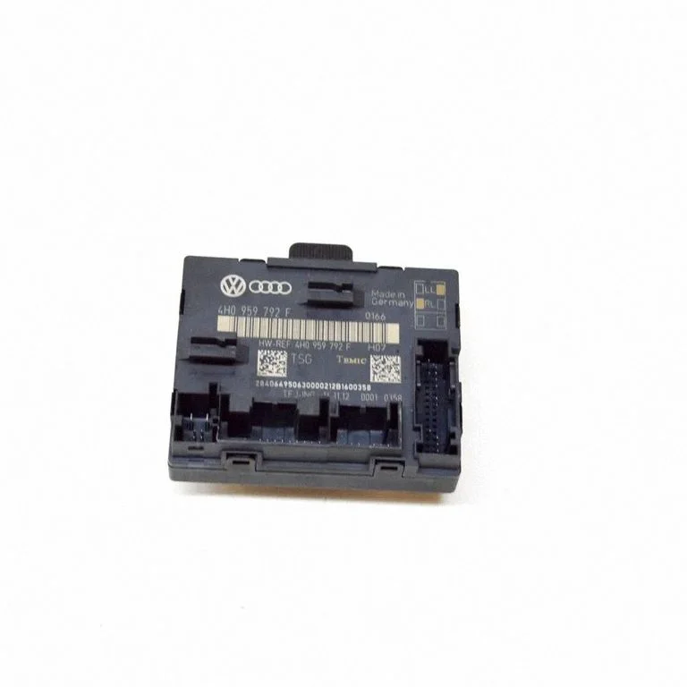 Durvju elektronikas vadības bloks – Volkswagen Touareg II (2010-2018)