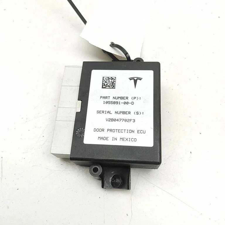 Durvju elektronikas vadības bloks – Tesla Model Y (2020-)