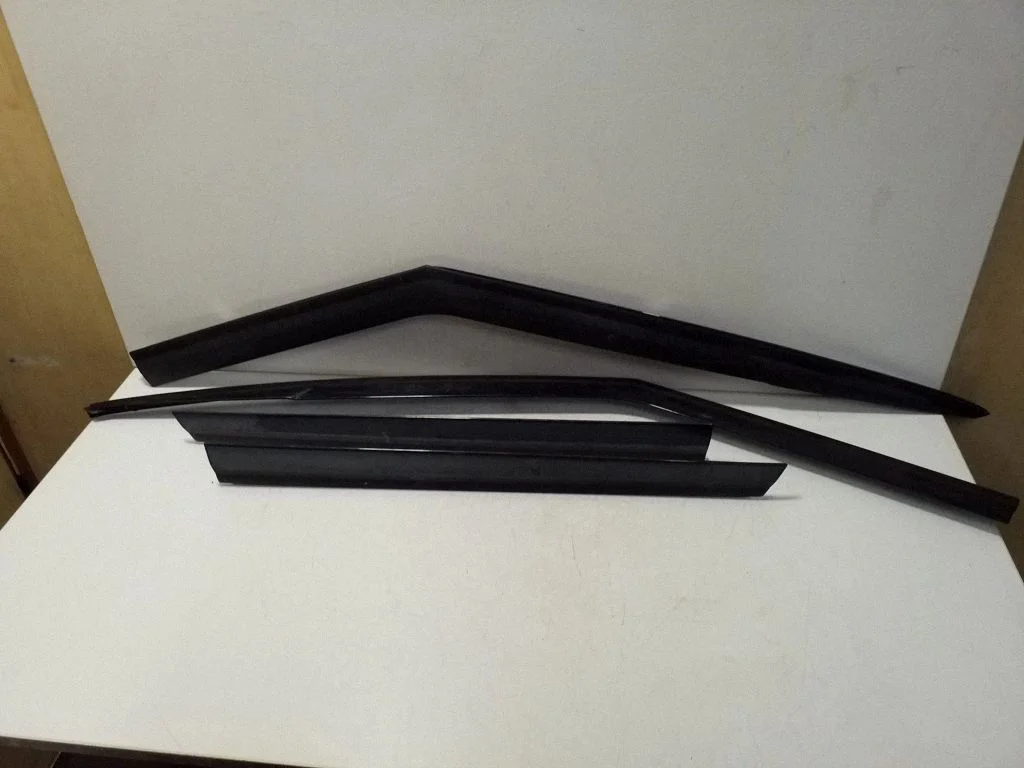 Other front door trim element – Land Rover Evoque I (2011-2018)