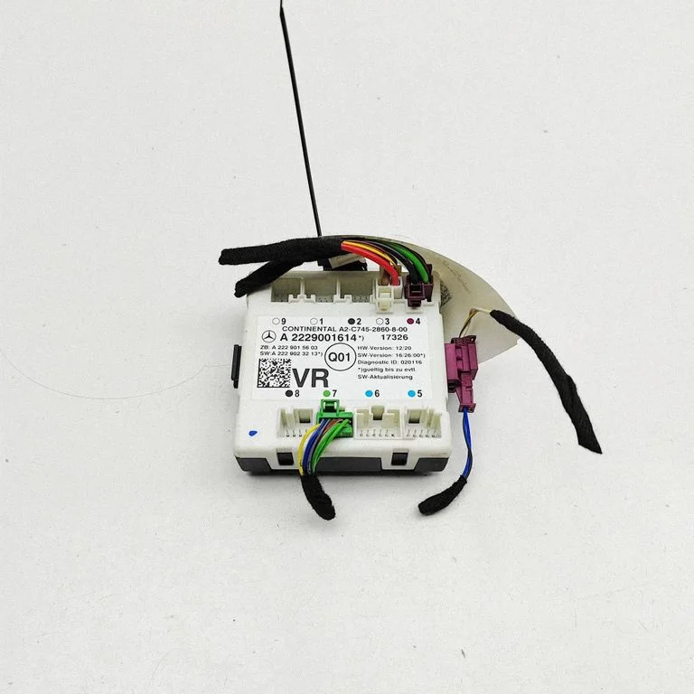Durvju elektronikas vadības bloks – Mercedes-Benz C klase W205 (2014-2021)