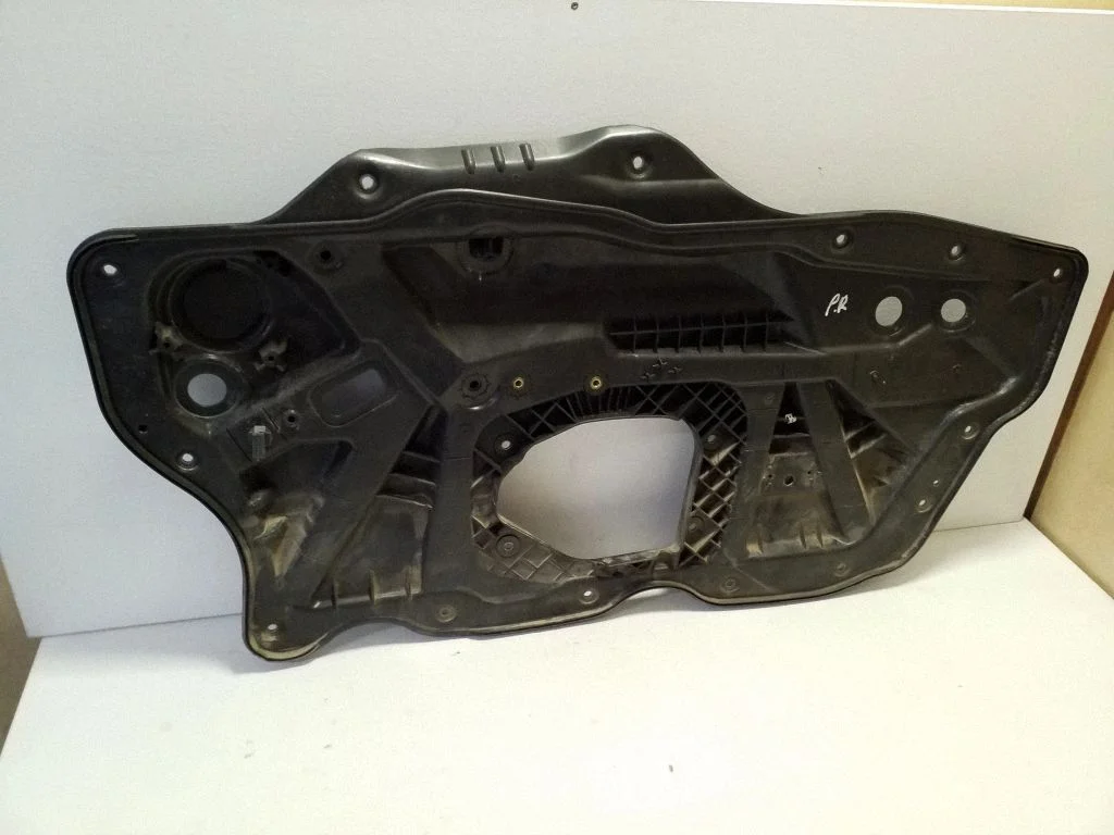Muu eesmise ukse viimistluse osa – Volkswagen Eos (2006-2010)