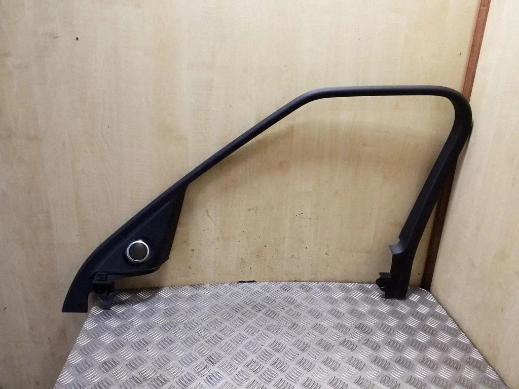 Other front door trim element DK6220904A