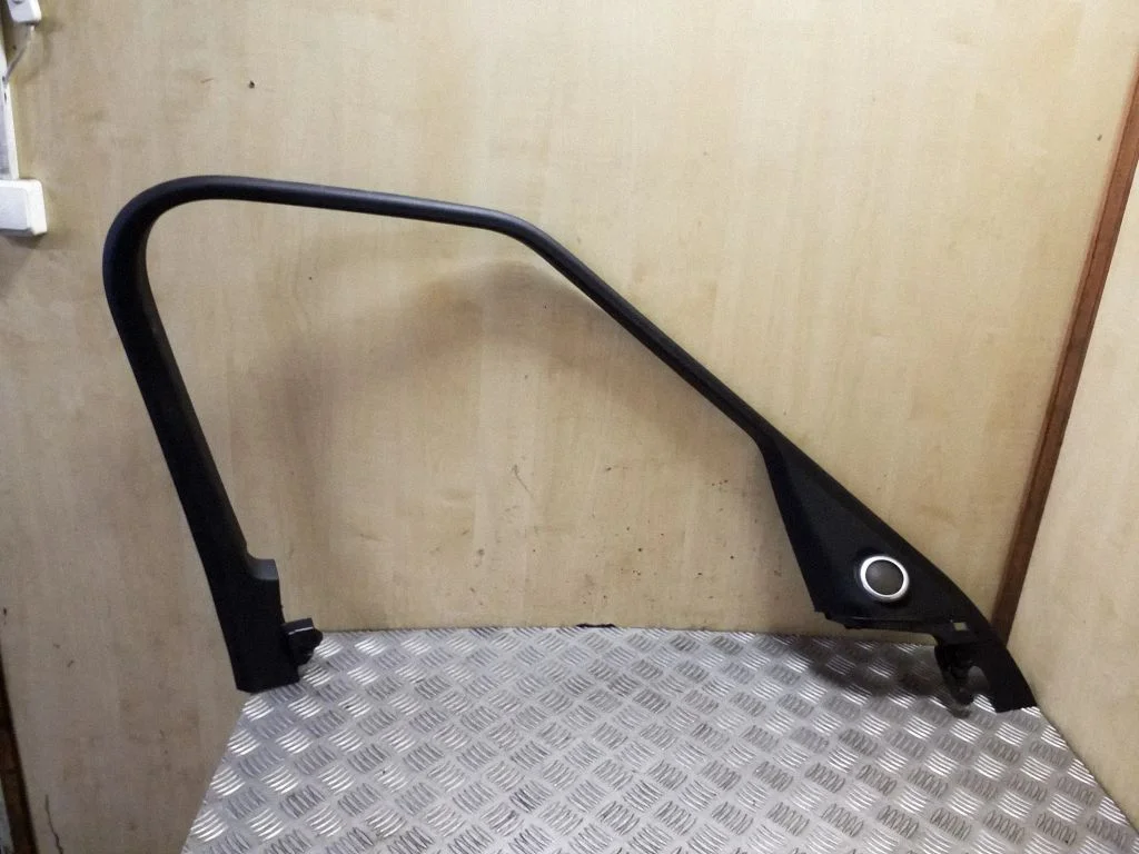 Other front door trim element DK6220905A