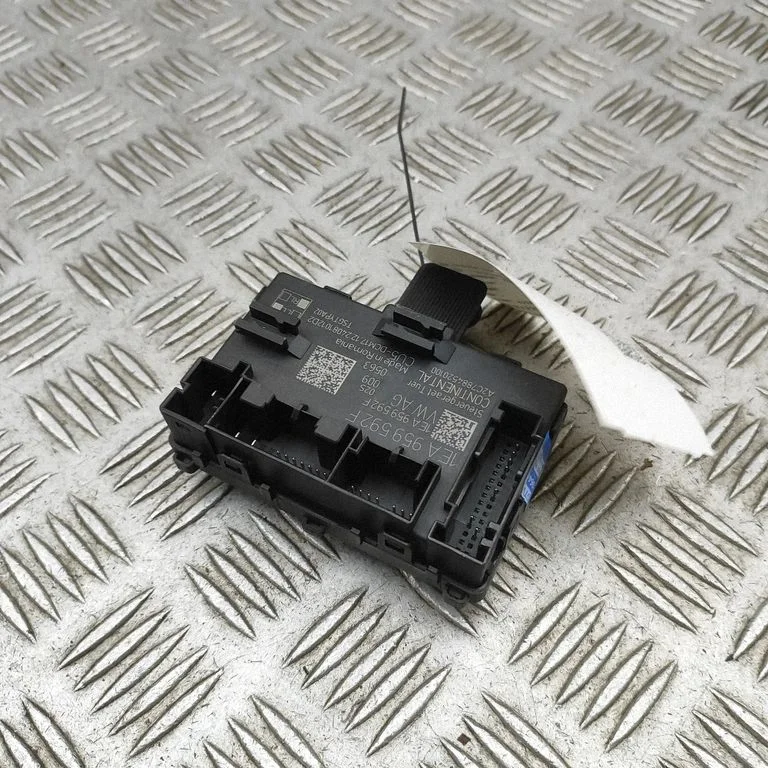 Durvju elektronikas vadības bloks – Volkswagen ID.4 (2020-)
