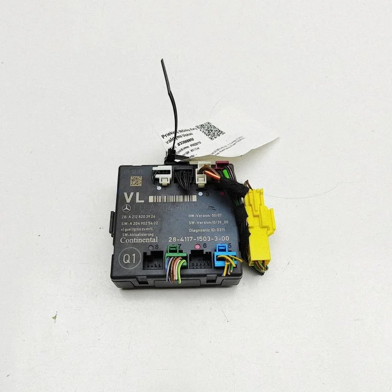 Door control unit/module – Mercedes-Benz C-Class AMG W204 (2007-2014)