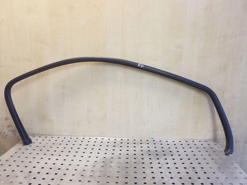 Muu eesmise ukse viimistluse osa – Renault Trafic II (X83) (2001-2014)