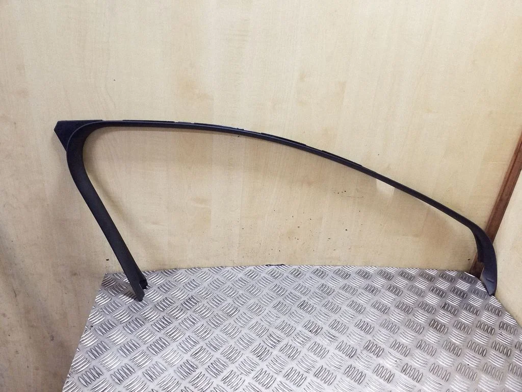 Other front door trim element 9687384280