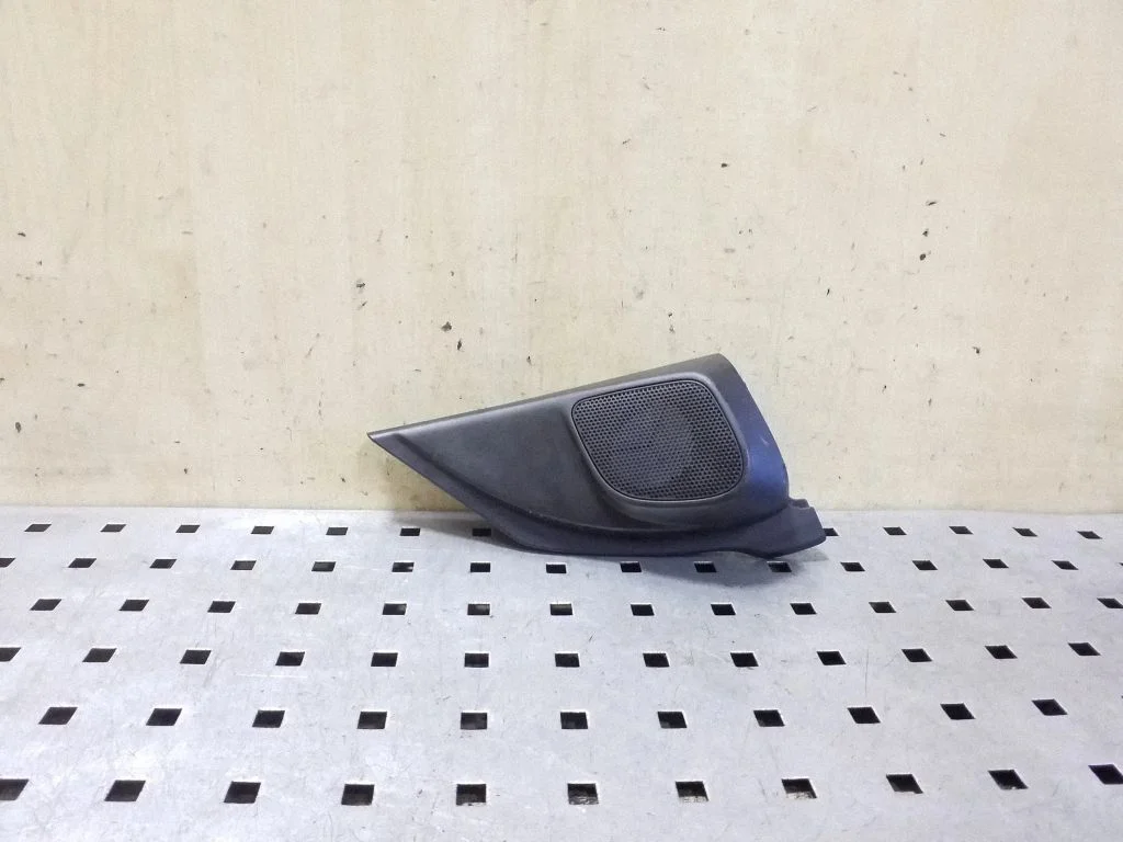 Other front door trim element – Honda CR-V (2013-2016)