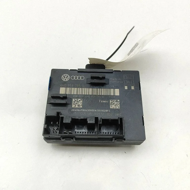 Durvju elektronikas vadības bloks 4H0959795B