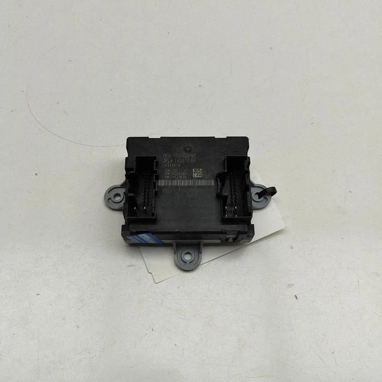 Durvju elektronikas vadības bloks JPLA14D617BA
