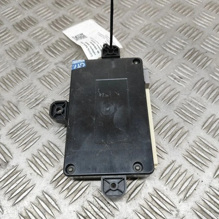 Durvju elektronikas vadības bloks 104549000G
