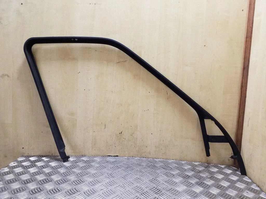 Other front door trim element EJN000110