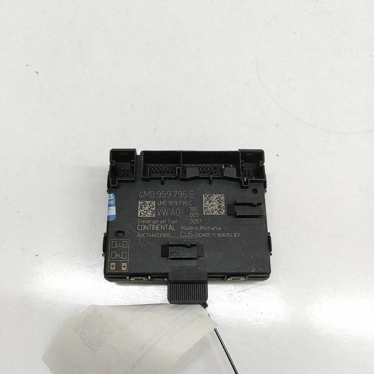 Durvju elektronikas vadības bloks – Audi Q7 4M (2015-)