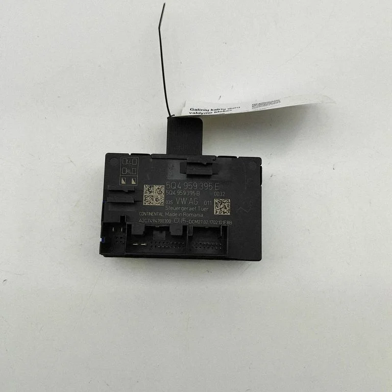 Durvju elektronikas vadības bloks 5Q4959395B