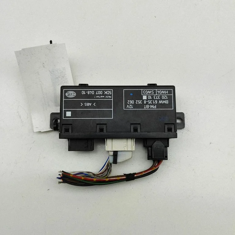Durvju elektronikas vadības bloks – BMW 7. sērija E38 (1993-2001)