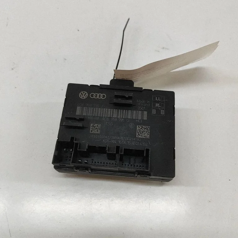 Durvju elektronikas vadības bloks 4G8959795G