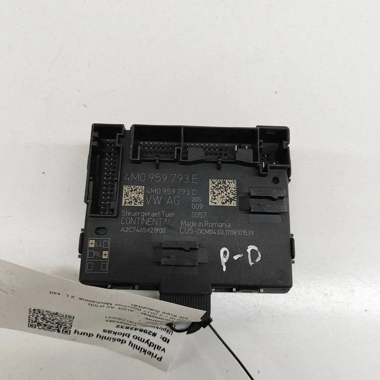 Durvju elektronikas vadības bloks 4M0959793C