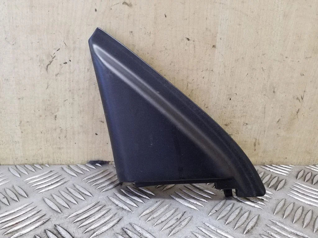 Other front door trim element 897121325
