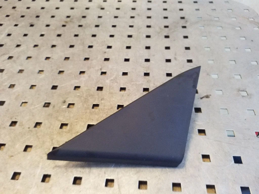 Other front door trim element 876502K000