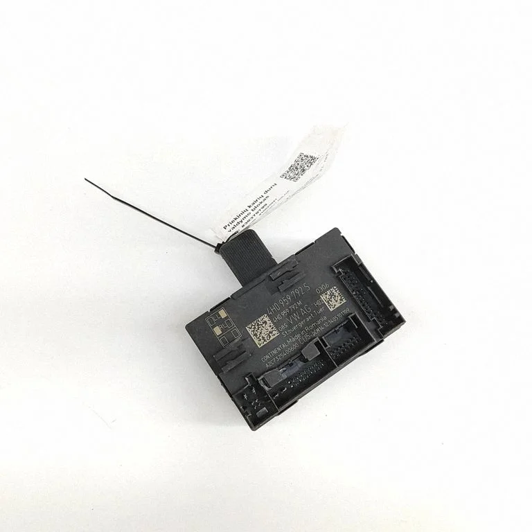 Door control unit/module – Volkswagen Touareg II (2010-2018)