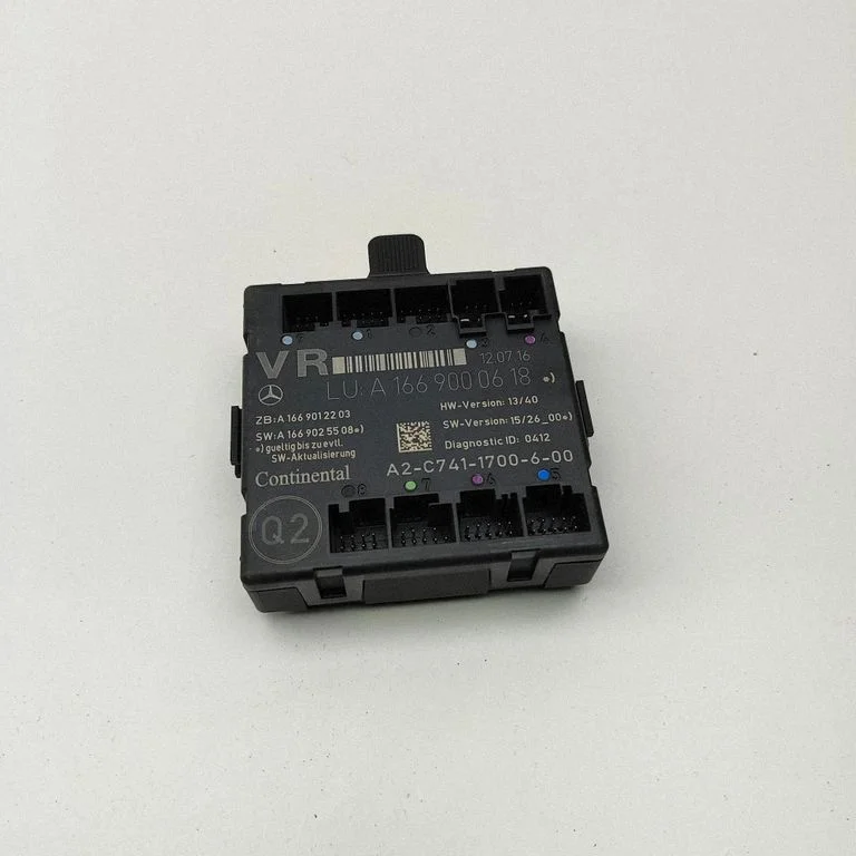 Door control unit/module – Mercedes-Benz CLA-Class C117 X117 W117 (2013-2019)
