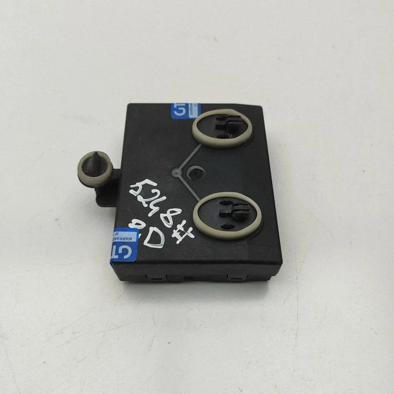 Door control unit/module – Volkswagen Passat B7 USA (2012-2019)