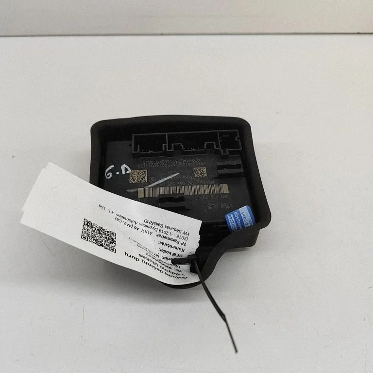 Durvju elektronikas vadības bloks P10338108