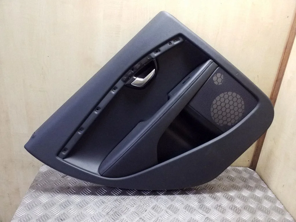 Rear door card panel trim 30649471