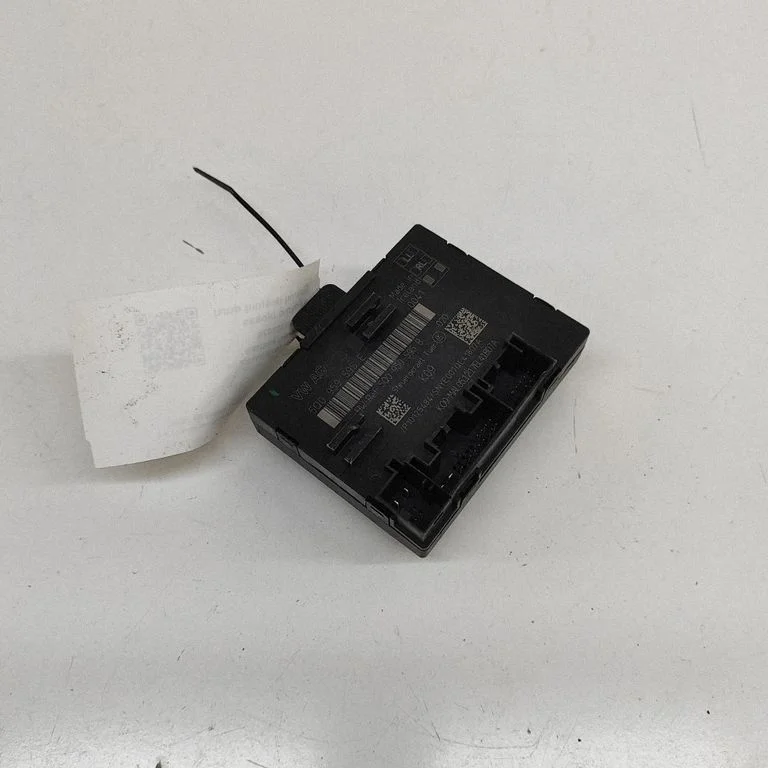 Durvju elektronikas vadības bloks 5Q0959595B