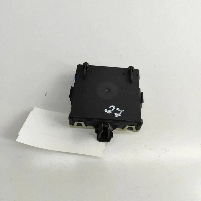 Durvju elektronikas vadības bloks A2069027604