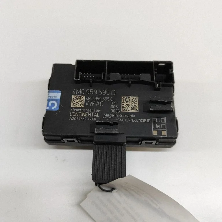 Durvju elektronikas vadības bloks 4M0959595D