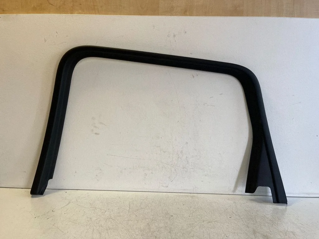 Other rear door trim element – Porsche Cayenne (92A) (2010-2017)