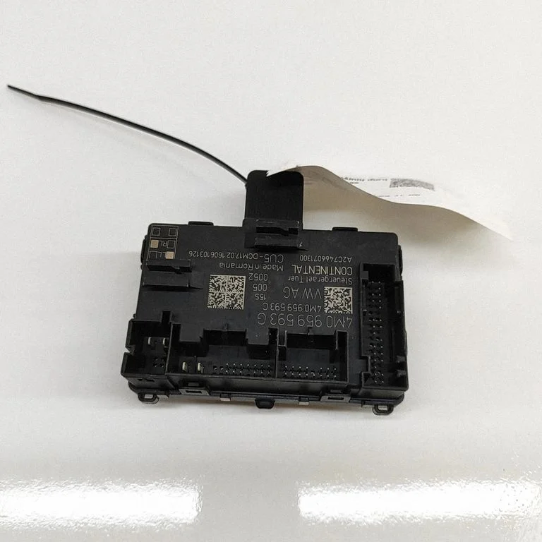 Durvju elektronikas vadības bloks 4M0959593C