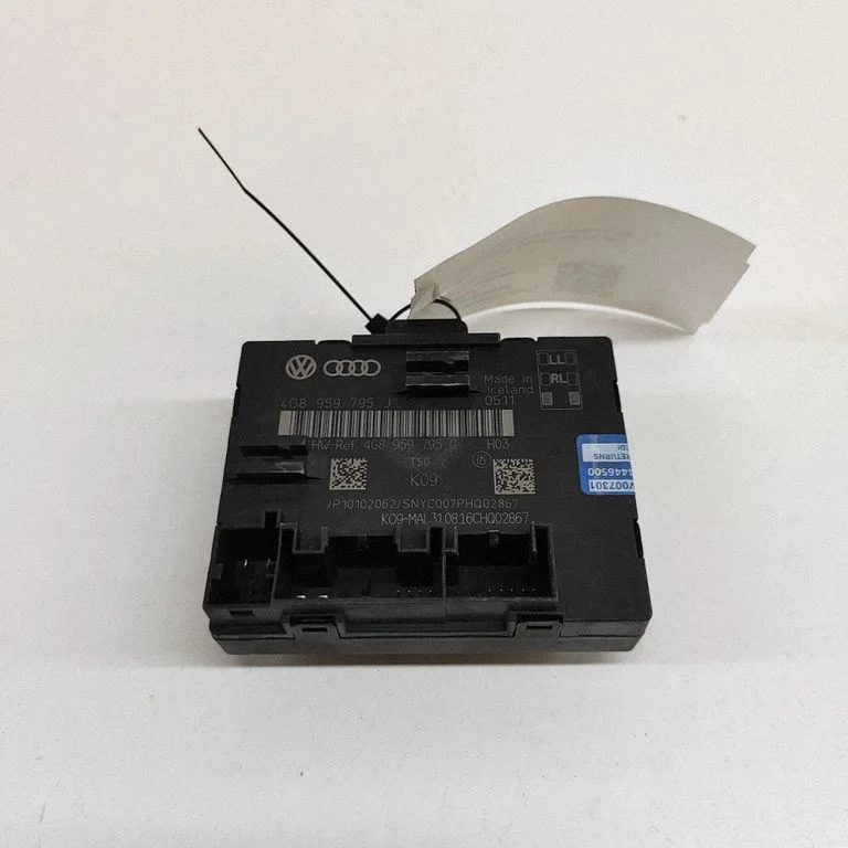 Durvju elektronikas vadības bloks 4G8959795G