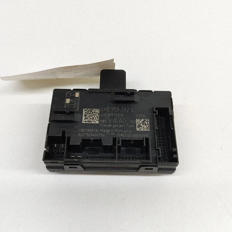Door control unit/module – Volkswagen Touareg II (2010-2018)