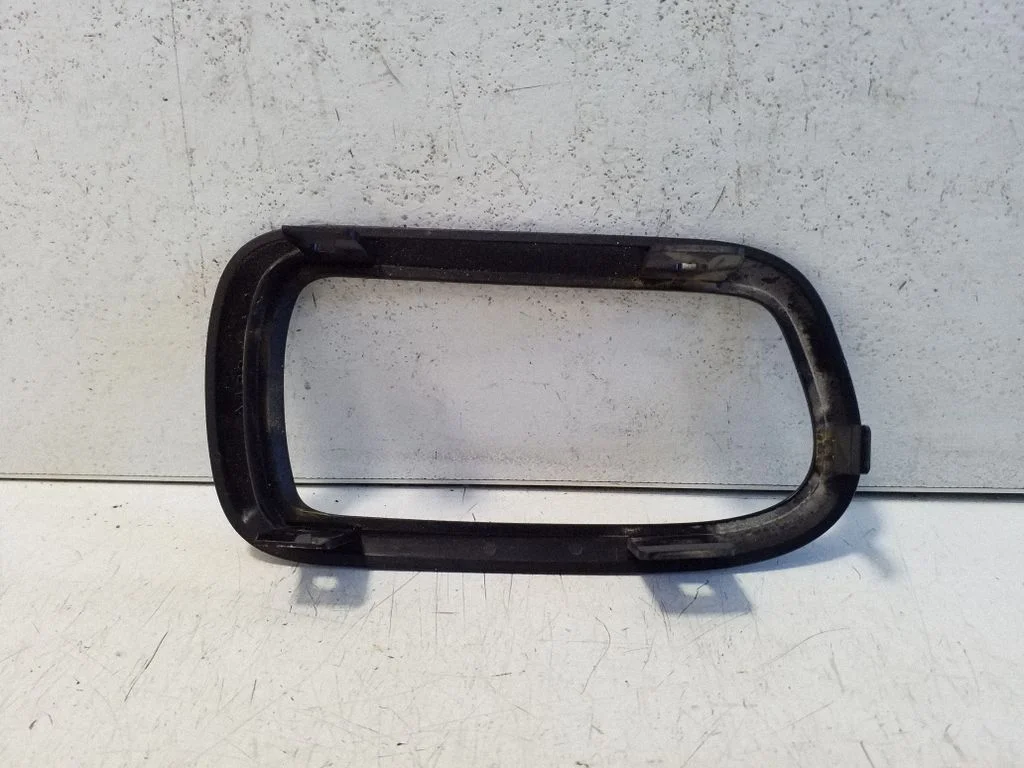 Muu tagumise ukse viimistluse osa – Suzuki Grand Vitara II (2006-2016), vasak