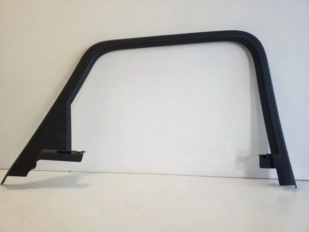 Other rear door trim element 83A867671