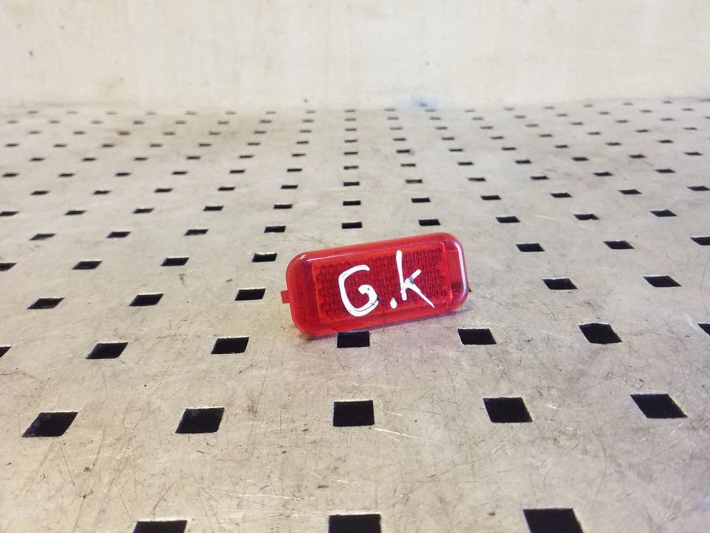 Muu tagumise ukse viimistluse osa 8P0947412