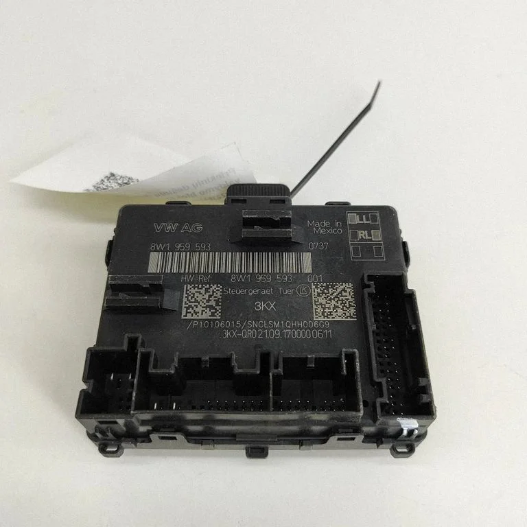 Durvju elektronikas vadības bloks 8W1959593