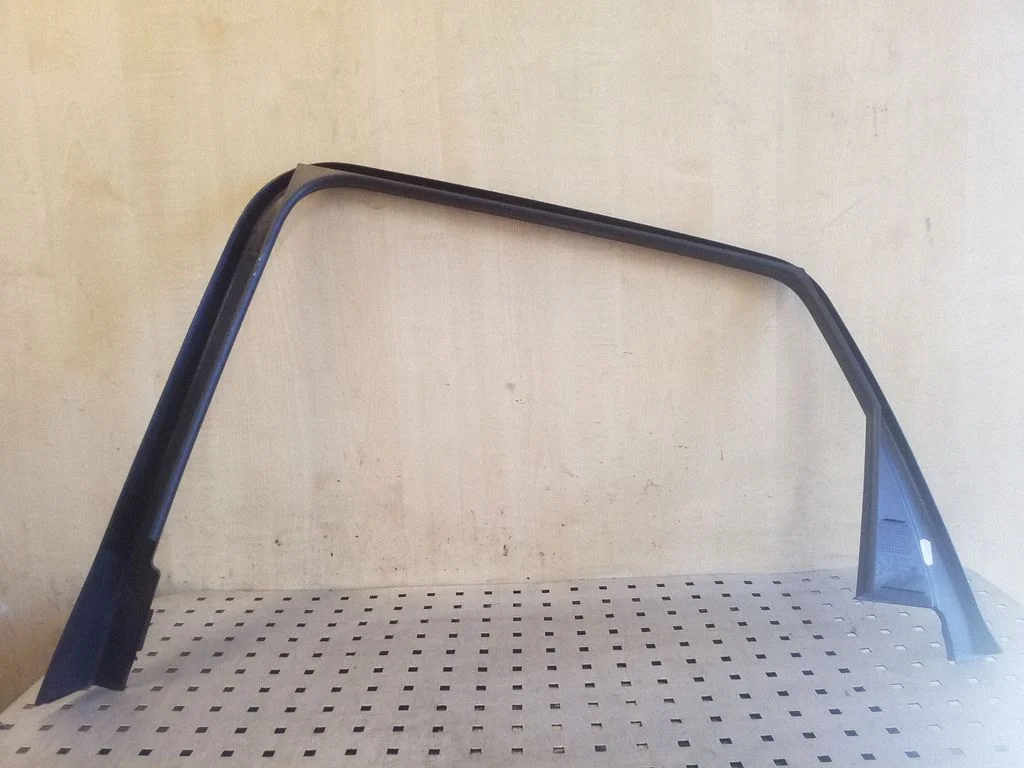 Other rear door trim element 8R0867671