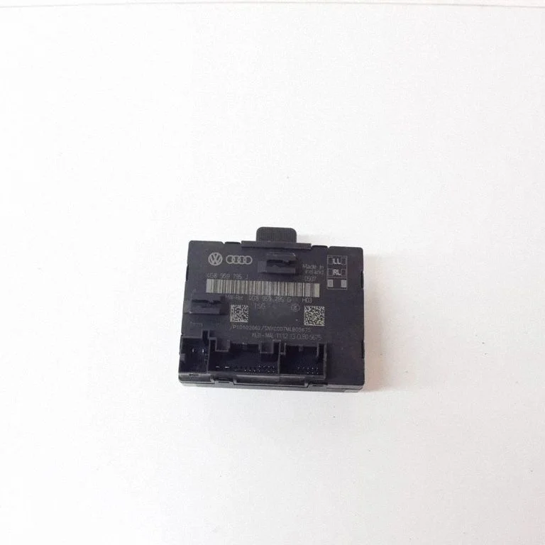 Durvju elektronikas vadības bloks P10102062