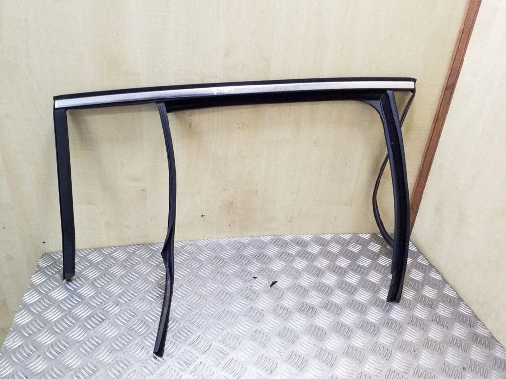 Other rear door trim element 5N0839432H