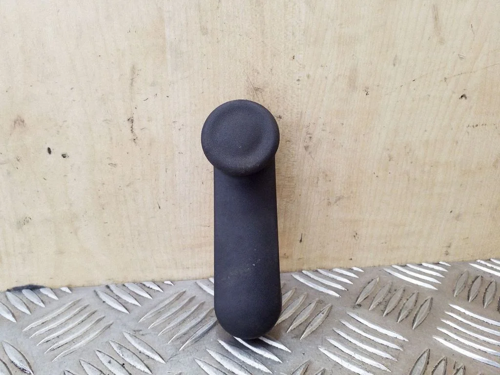 Rear door window winding handle 90247150