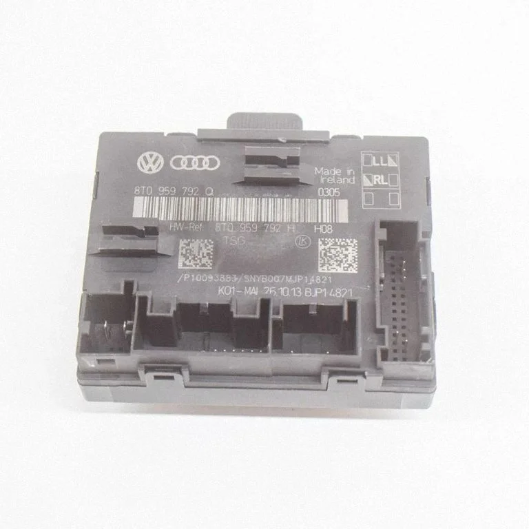 Durvju elektronikas vadības bloks 8T0959792Q