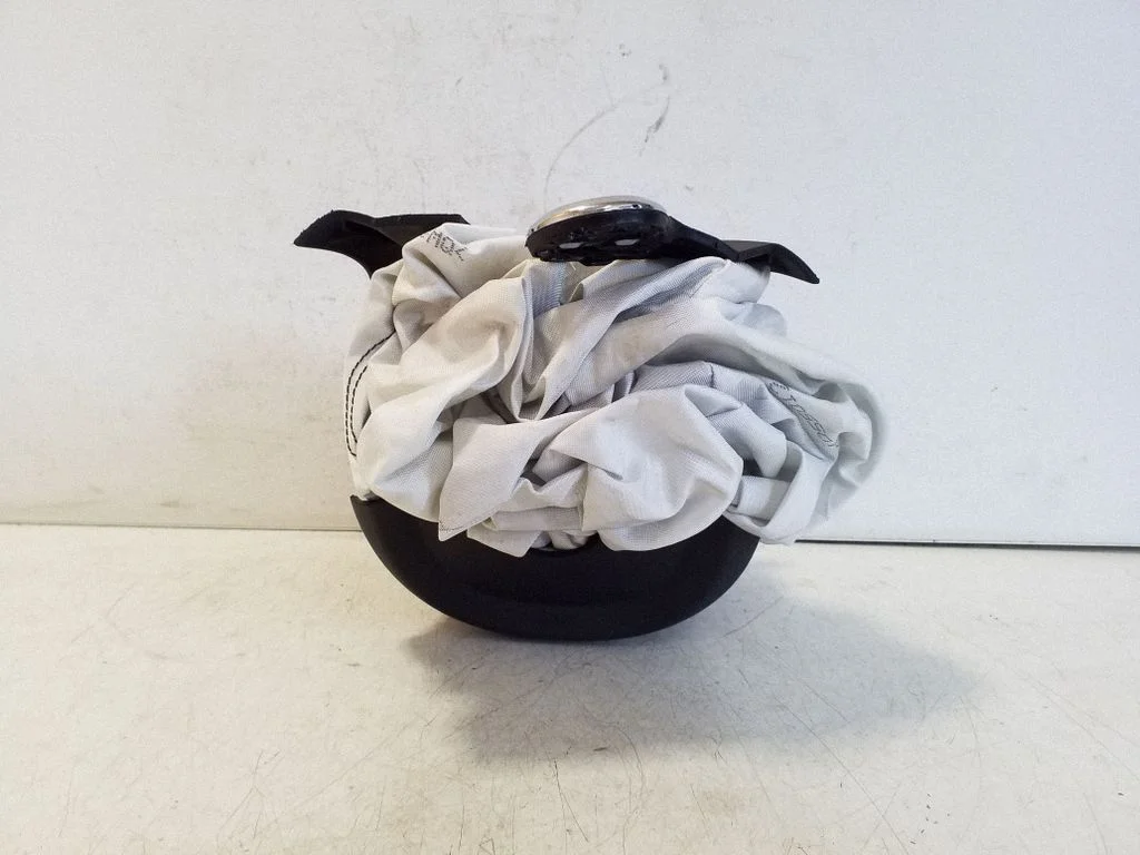 Steering wheel airbag – Volvo XC60 (2017-)