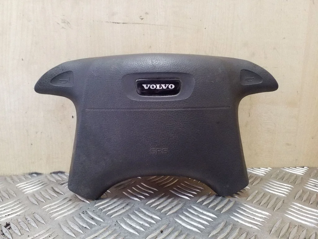 Steering wheel airbag – Volvo S40, V40 (1995-2004)