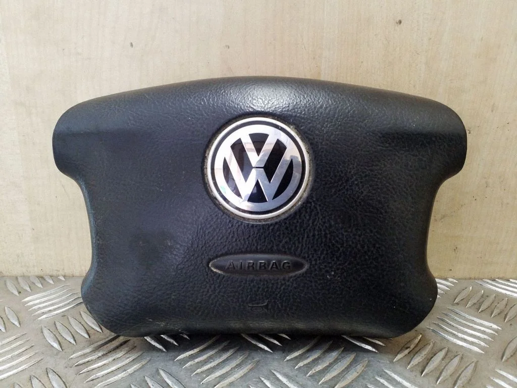 Steering wheel airbag – Volkswagen Sharan (2001-2010)