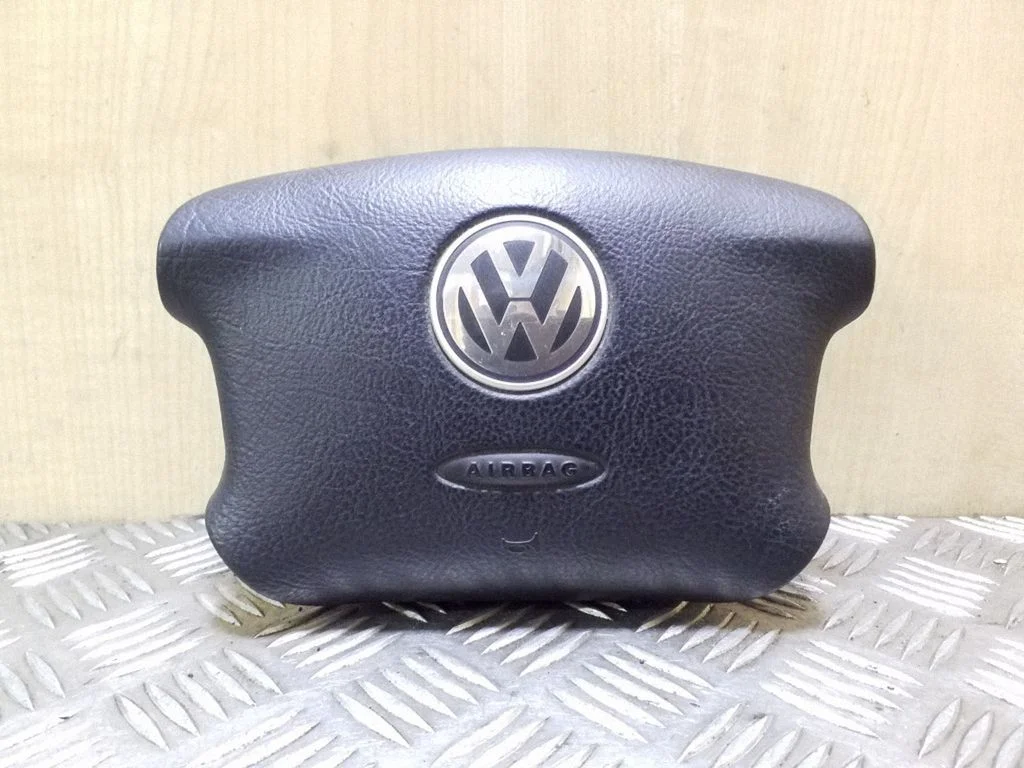 Stūres drošības spilvens – Volkswagen Golf IV (1998-2005)