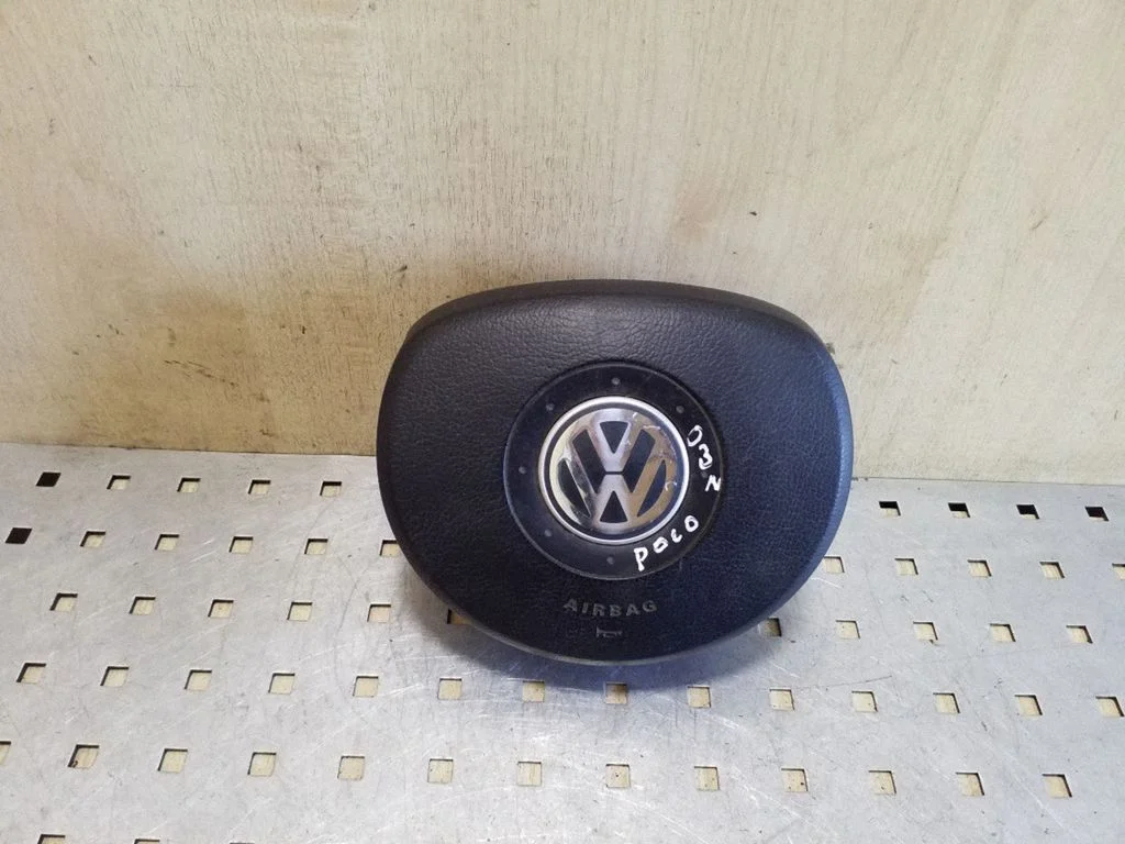 Steering wheel airbag 1T0880201A