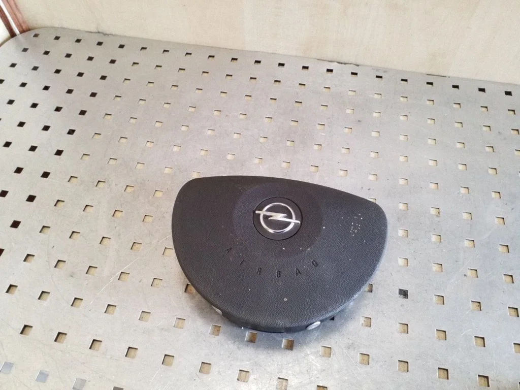 Steering wheel airbag 13188242
